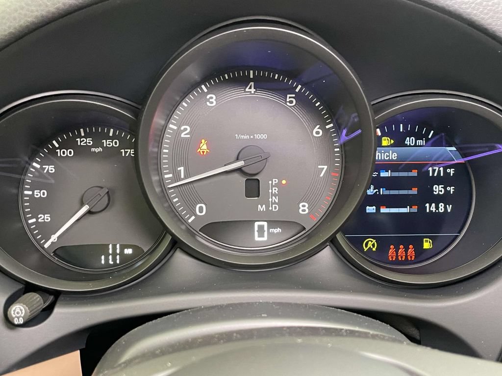 New 2026 Porsche Macan AWD/4WD image 46