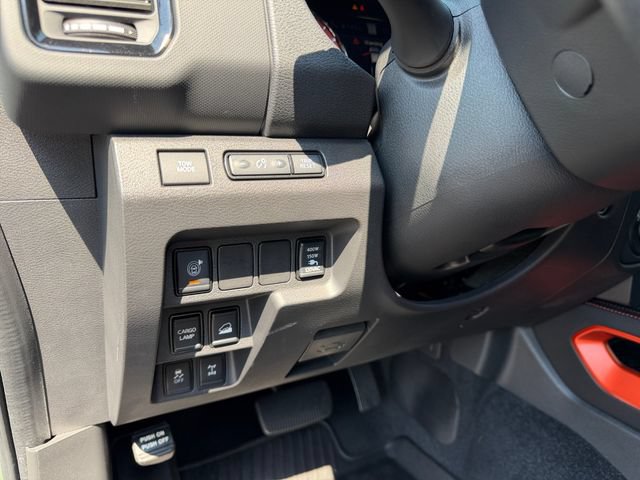 Used 2023 Nissan Frontier PRO-4X w/ Pro-4X Premium Package AWD/4WD image 28