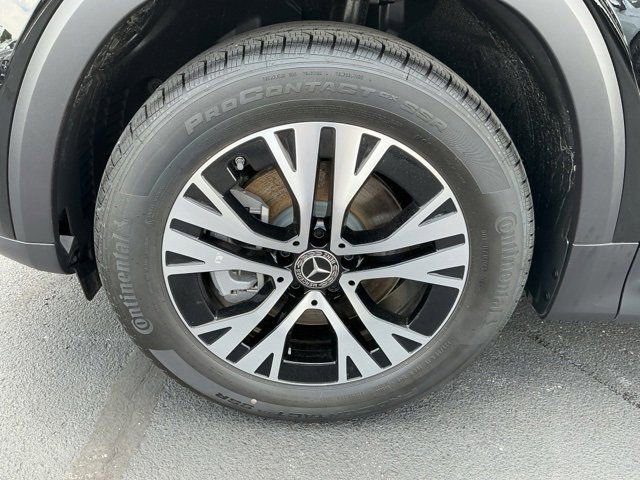 Certified 2025 Mercedes-Benz GLB 250 image 11