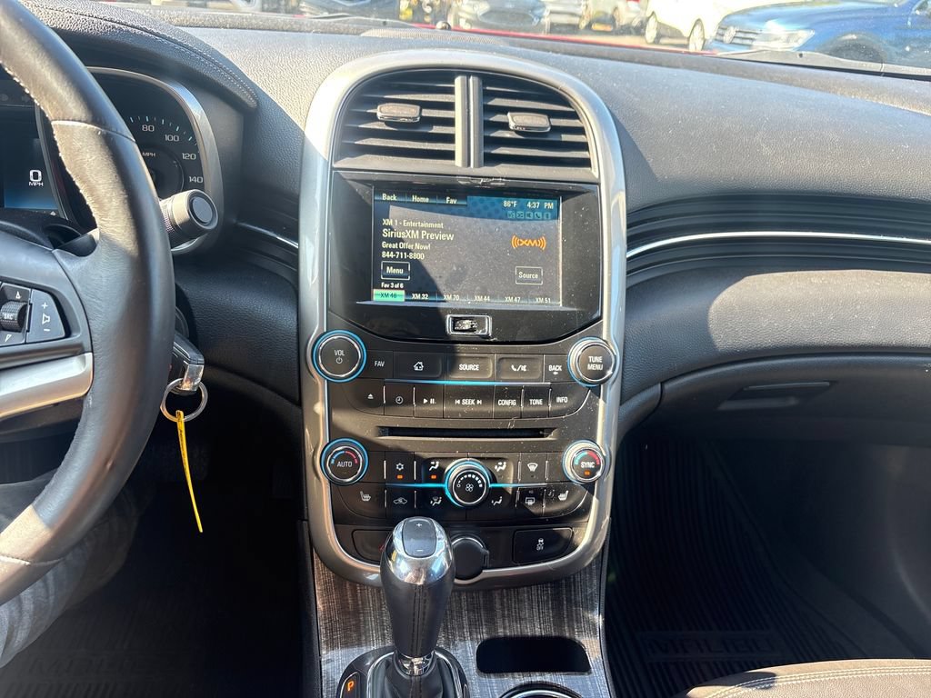 Used 2014 Chevrolet Malibu LT FWD image 17