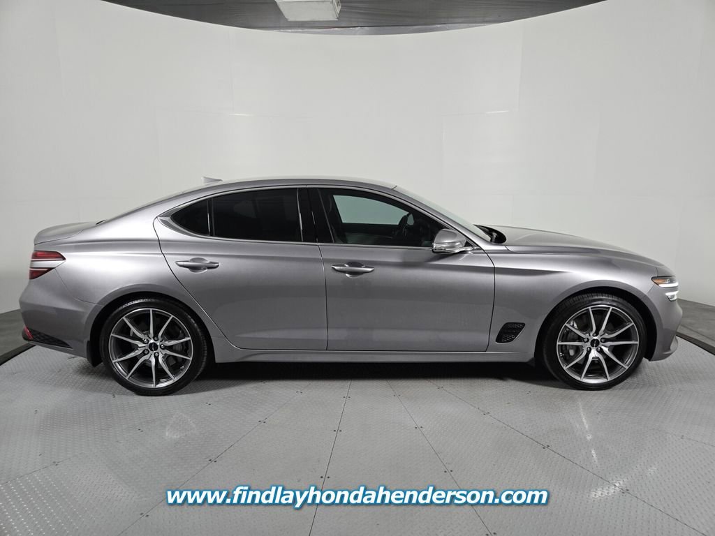 Used 2024 Genesis G70 2.5T image 7