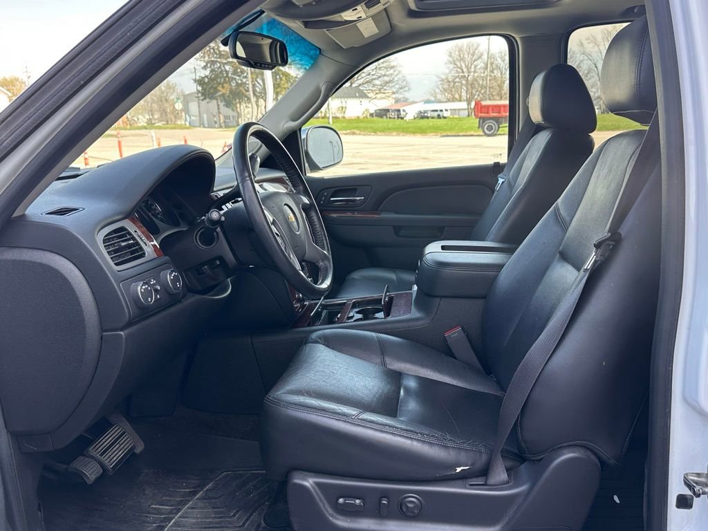 Used 2013 Chevrolet Tahoe LTZ image 11