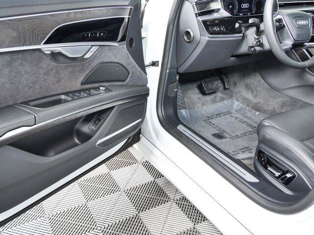 Used 2025 Audi A8 L 3.0T w/ Executive Package AWD/4WD image 8