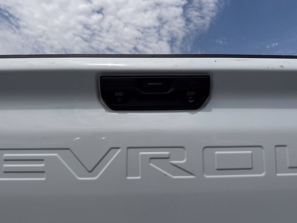 Used 2022 Chevrolet Silverado 2500 Custom w/ Custom Value Package AWD/4WD image 21