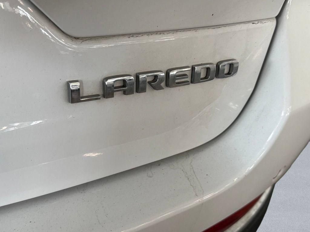 Used 2024 Jeep Grand Cherokee Laredo AWD/4WD image 22