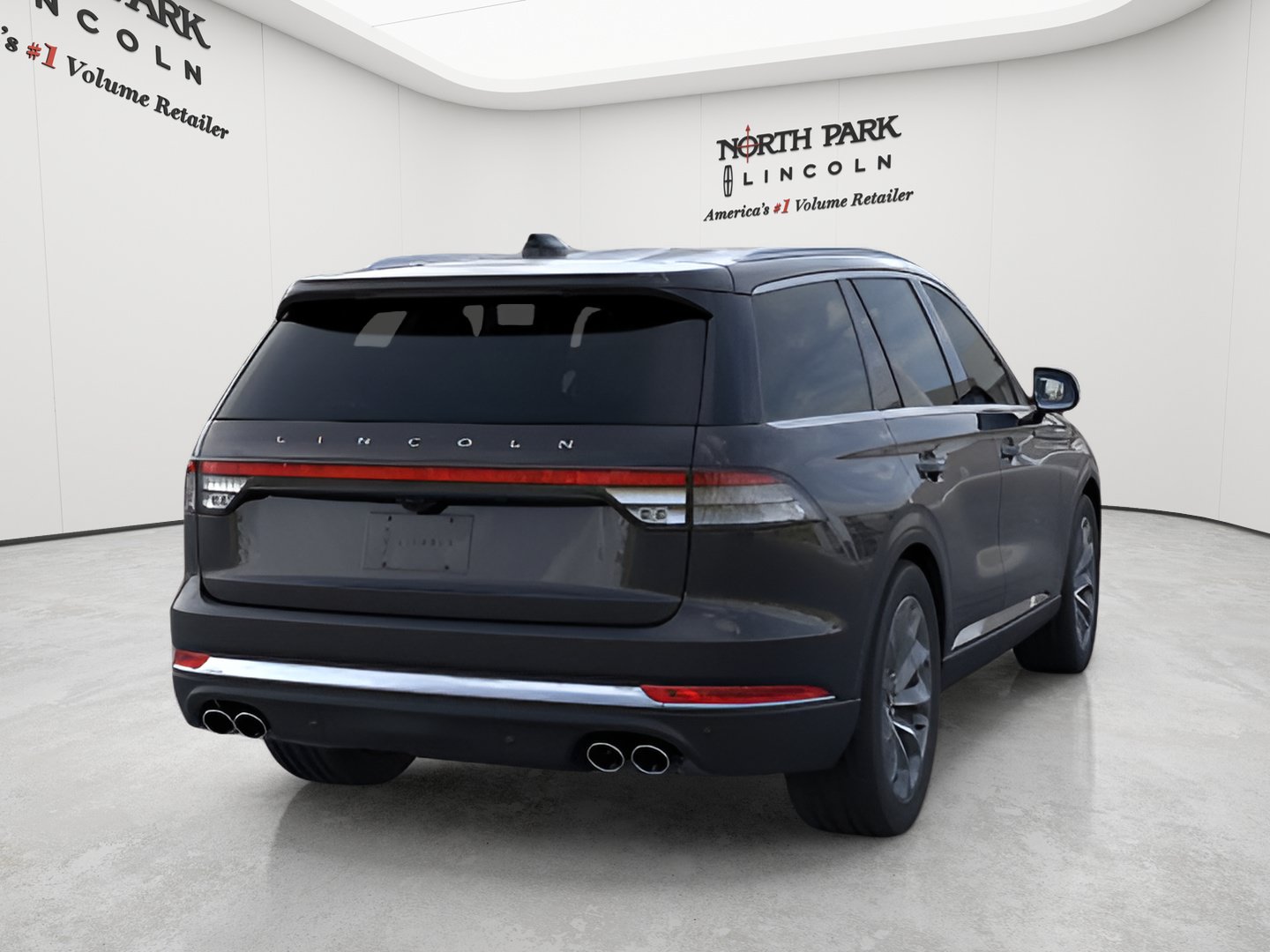 Used 2026 Lincoln Aviator 2WD image 5