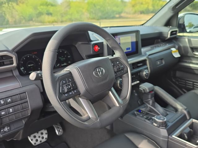 Certified 2025 Toyota Tacoma TRD Sport image 15