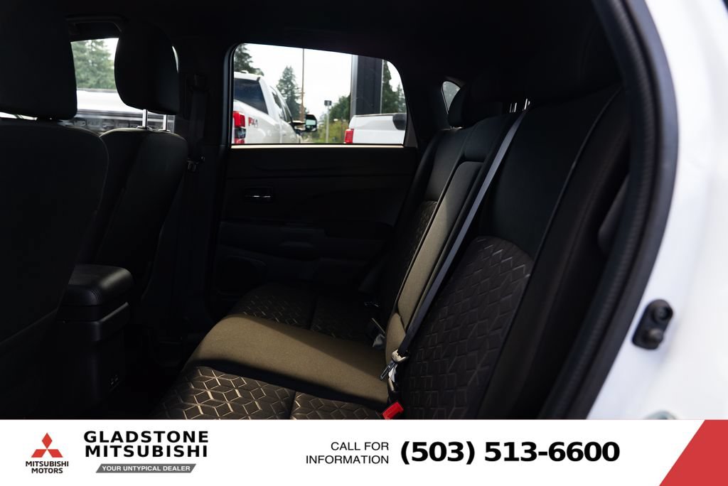 Used 2025 Mitsubishi Outlander Sport AWD image 20
