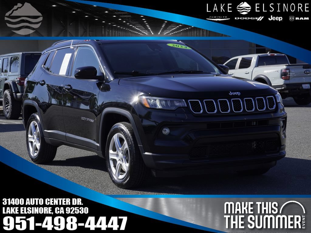 Certified 2024 Jeep Compass Latitude AWD/4WD image 1