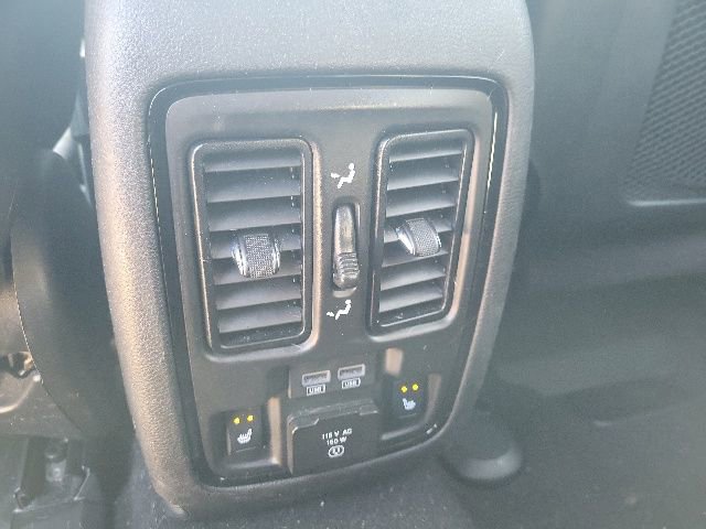 Used 2024 Dodge Durango GT RWD image 5