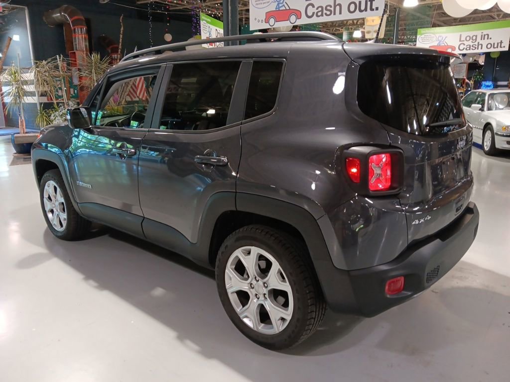 Used 2022 Jeep Renegade Limited AWD/4WD image 9