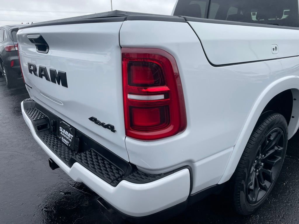 Used 2025 RAM 1500 Limited AWD/4WD image 34
