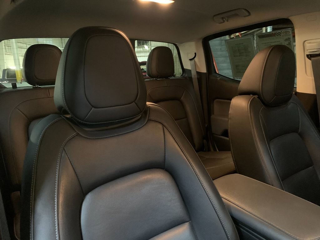 Used 2018 Chevrolet Colorado Z71 w/ Centennial Edition image 18