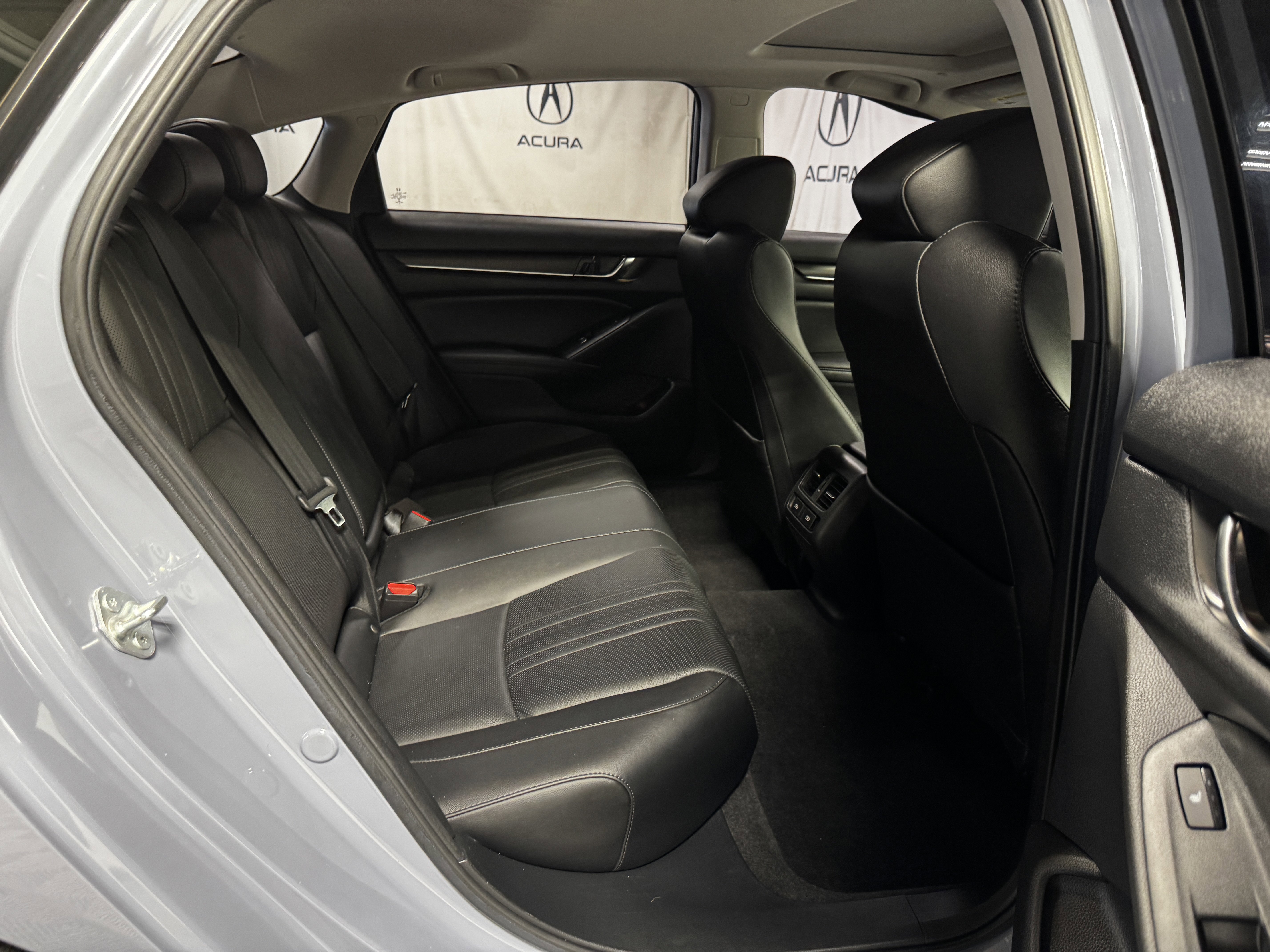Used 2021 Honda Accord Touring image 38