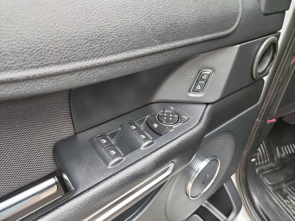 Used 2018 Ford Expedition XL image 12