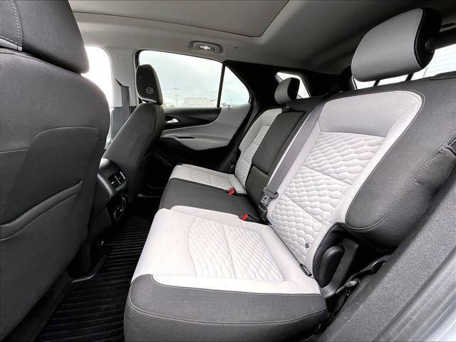 Used 2018 Chevrolet Equinox LT w/ Sun & Infotainment Package FWD image 15