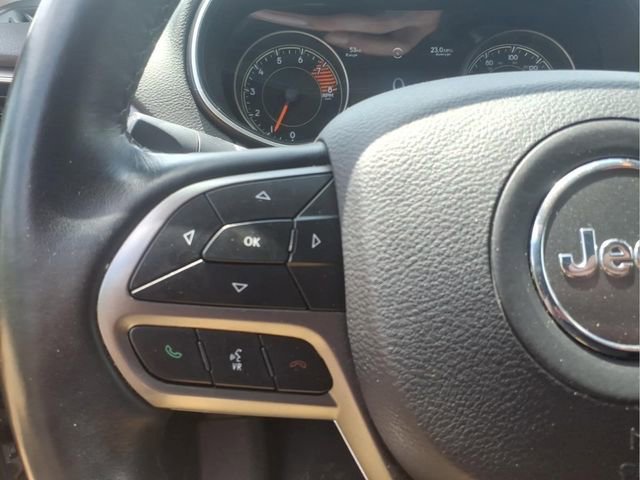 Used 2019 Jeep Cherokee Limited AWD/4WD image 14