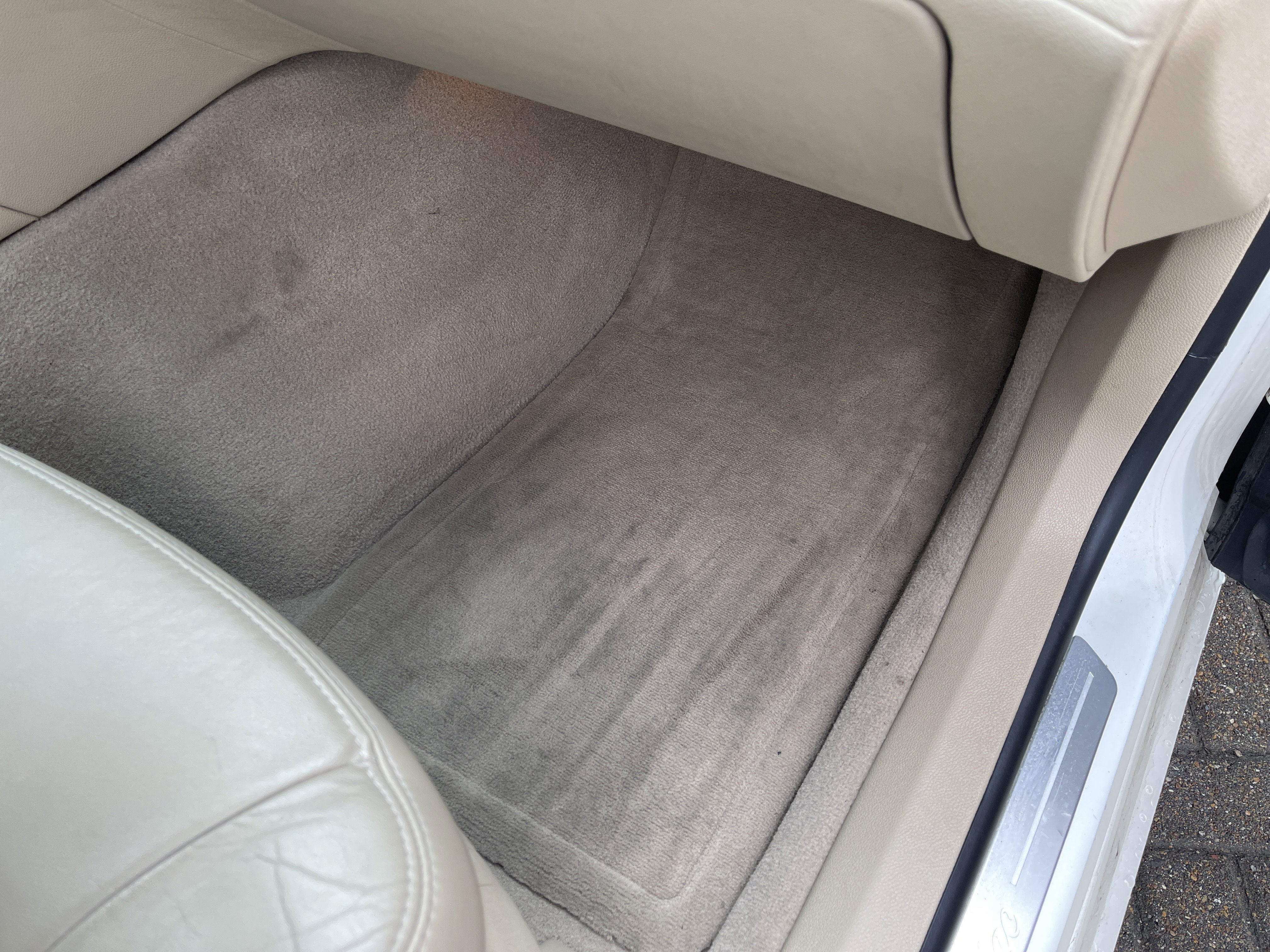 Used 2011 Cadillac CTS Luxury image 36