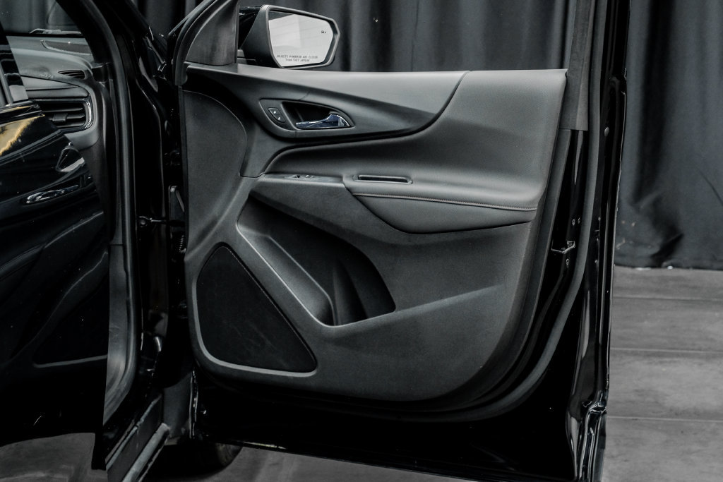 Used 2022 Chevrolet Equinox RS w/ Infotainment Package FWD image 41