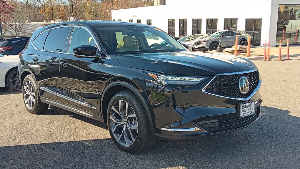 Used 2023 Acura MDX SH-AWD w/ Technology Package image 7
