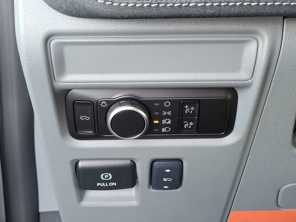 New 2025 Ford F150 Lightning Flash AWD/4WD image 46