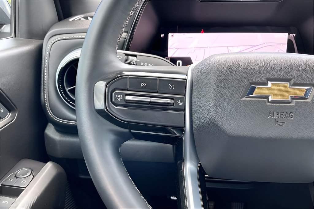 Used 2024 Chevrolet Colorado LT w/ LT Convenience Package III RWD image 10