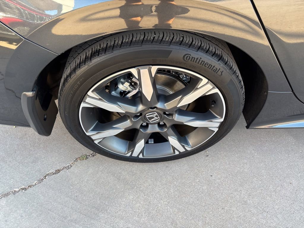 Used 2025 Honda Civic Sport Touring image 11