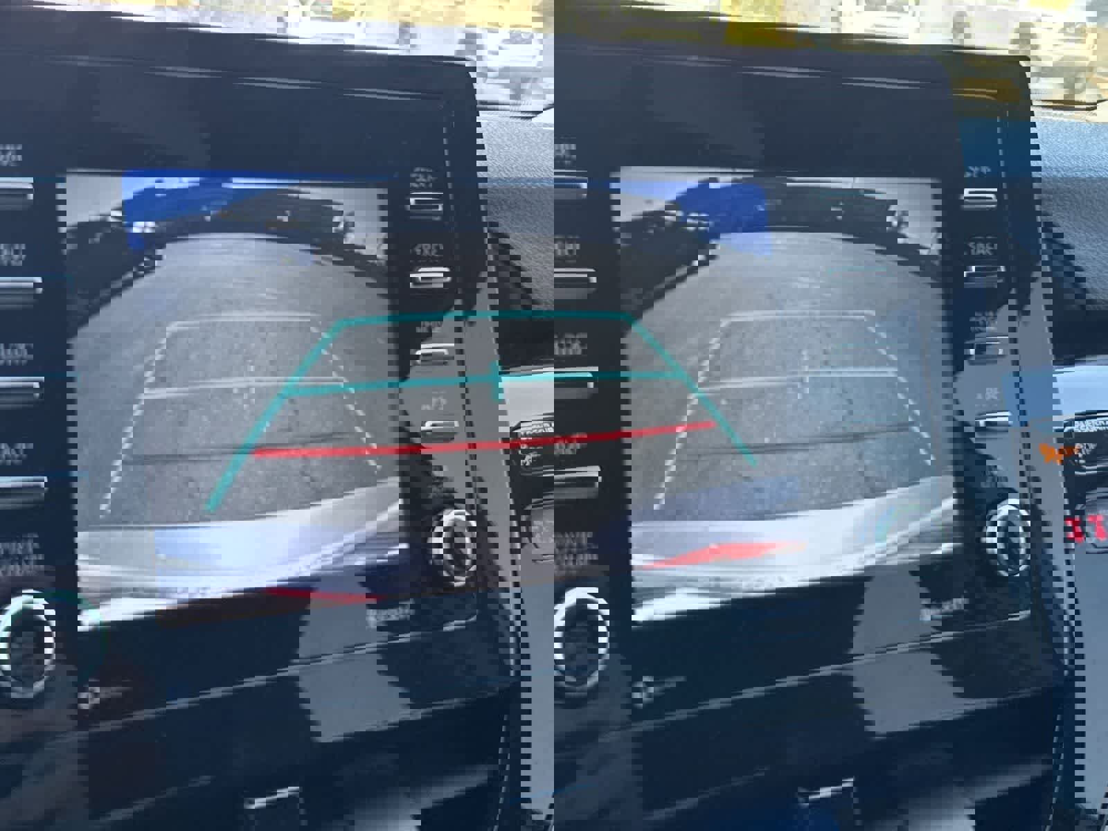 Used 2022 Toyota Camry SE image 22