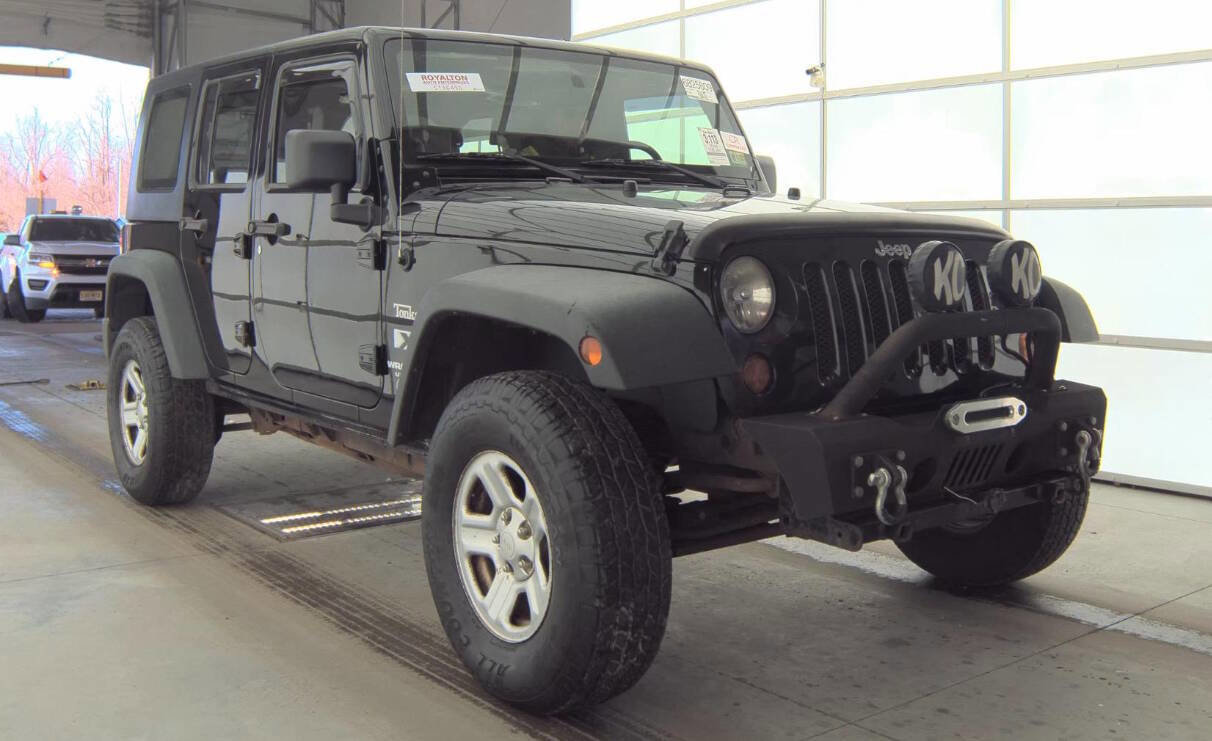 Used 2008 Jeep Wrangler Unlimited X image 2
