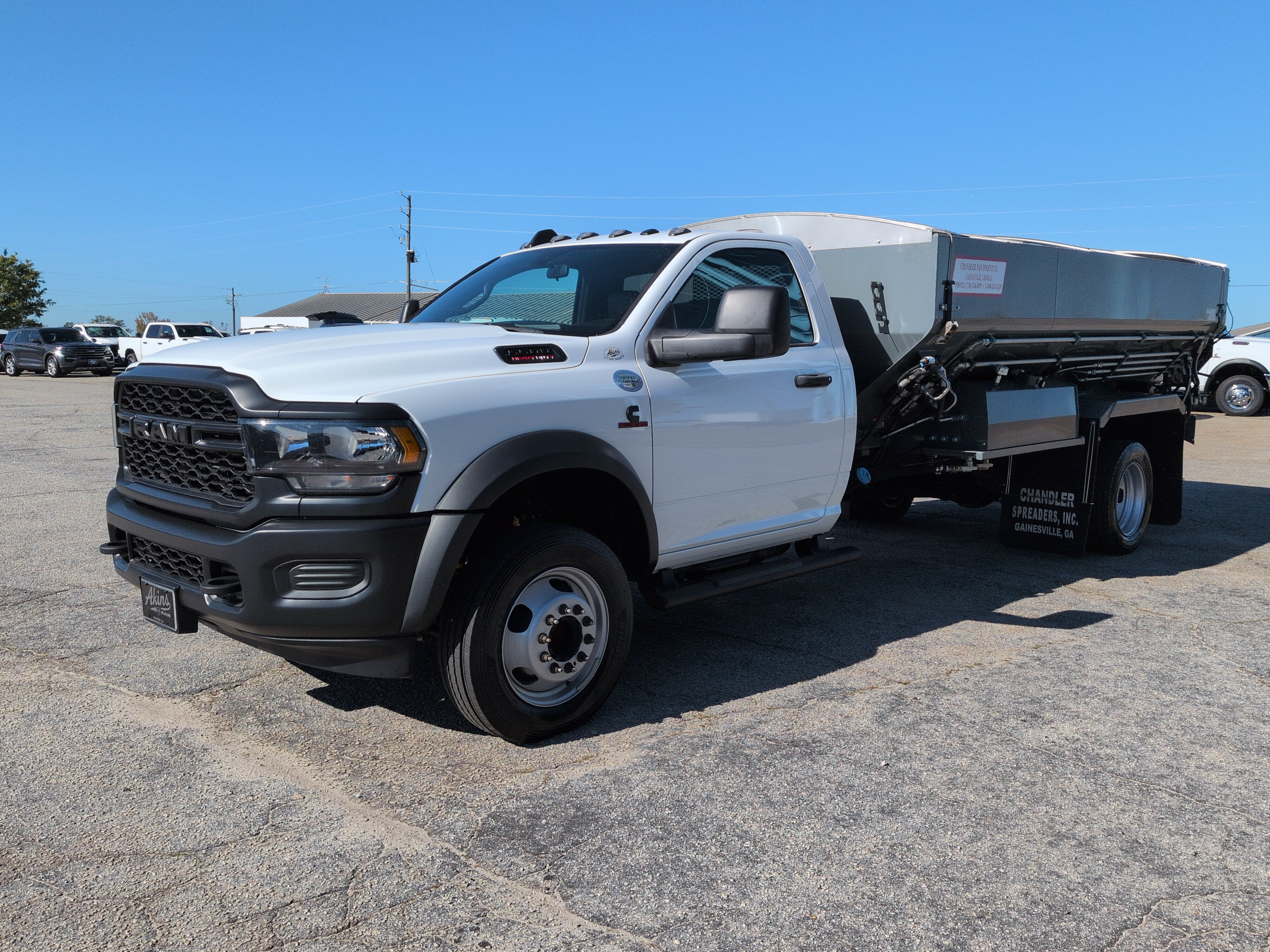 Used 2023 RAM 5500 Tradesman w/ Max Tow Package AWD/4WD image 6