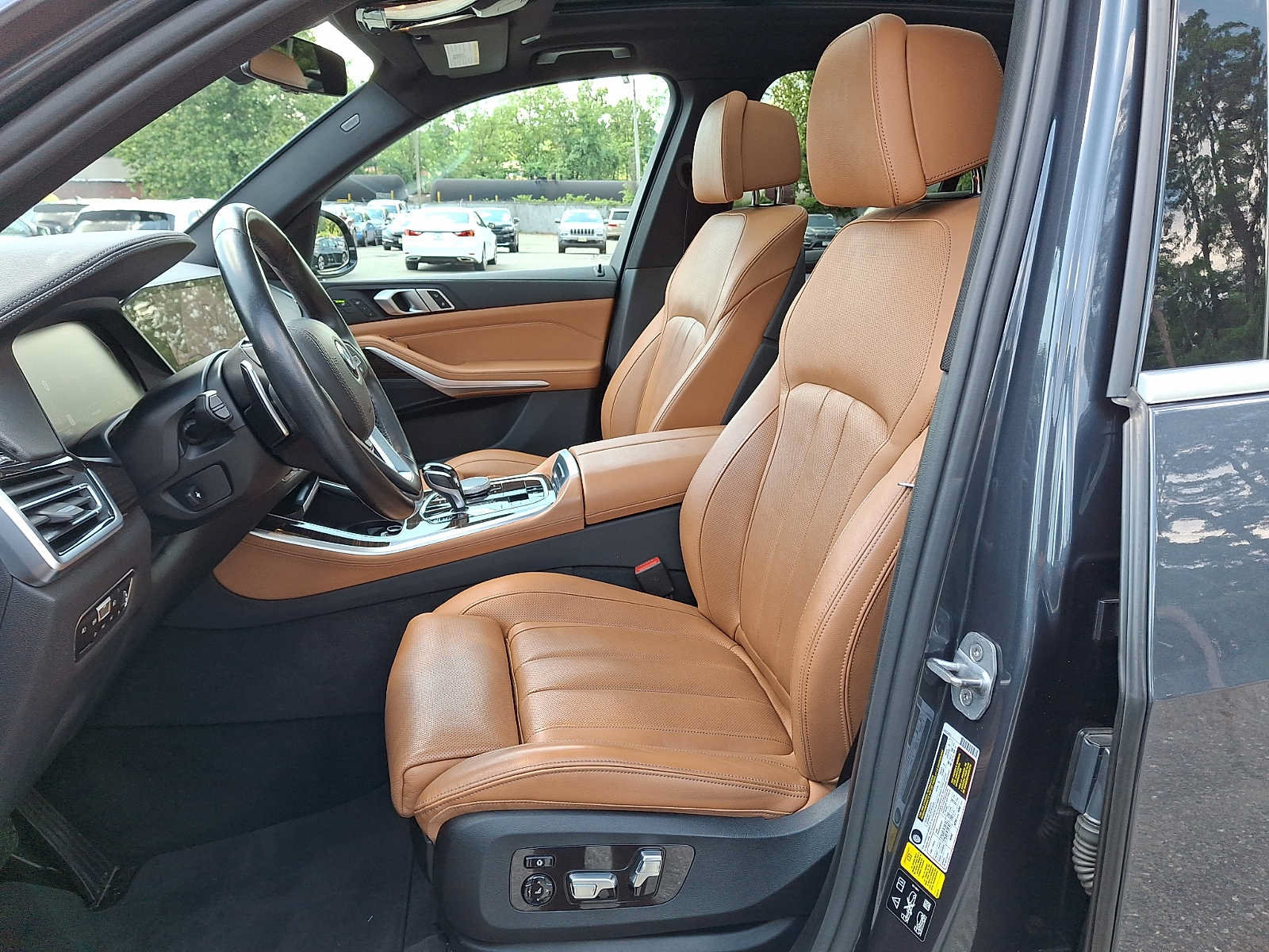 Used 2019 BMW X5 xDrive40i AWD/4WD image 10