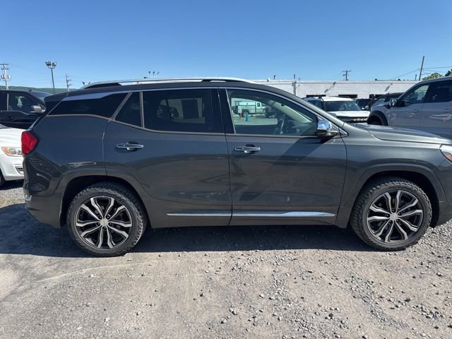 Used 2019 GMC Terrain Denali w/ Comfort Package AWD/4WD image 5
