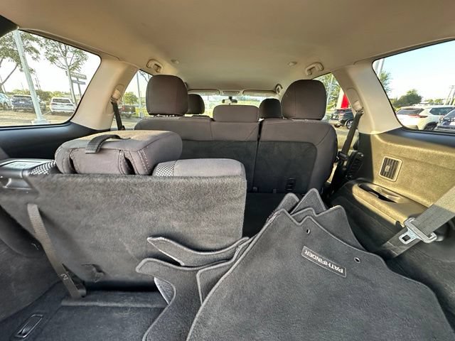 Used 2019 Nissan Pathfinder S AWD/4WD image 14