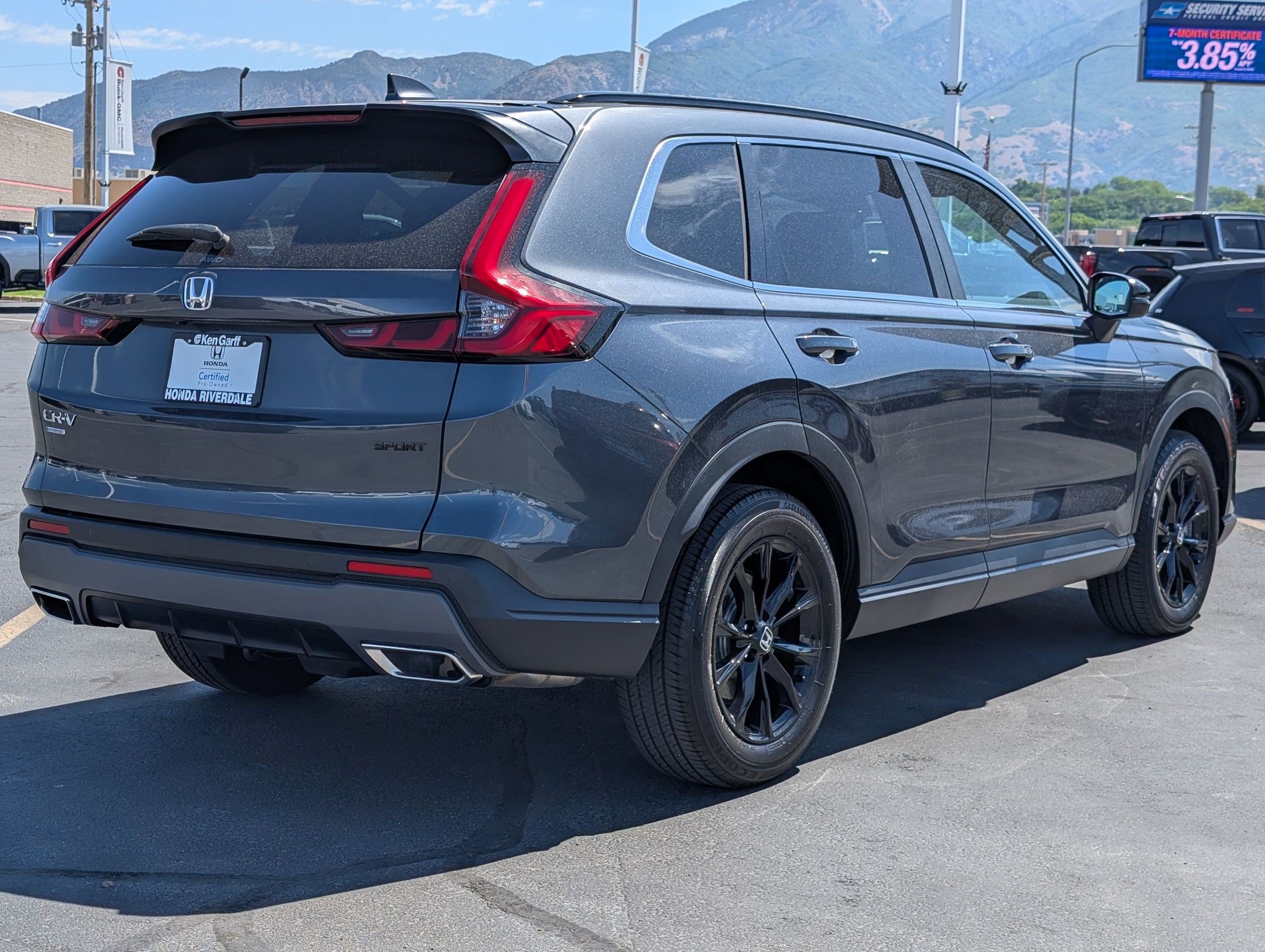 Used 2025 Honda CR-V Sport-L image 3