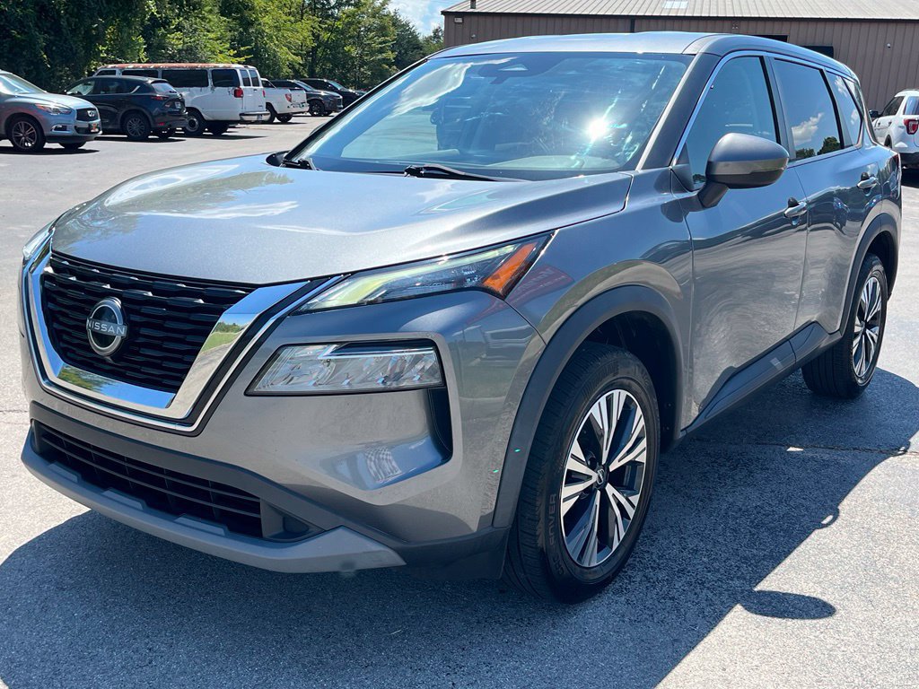 Used 2022 Nissan Rogue SV FWD image 4