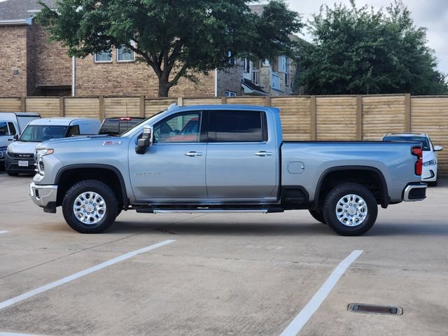 Used 2025 Chevrolet Silverado 2500 LTZ w/ LTZ Convenience Package AWD/4WD image 13