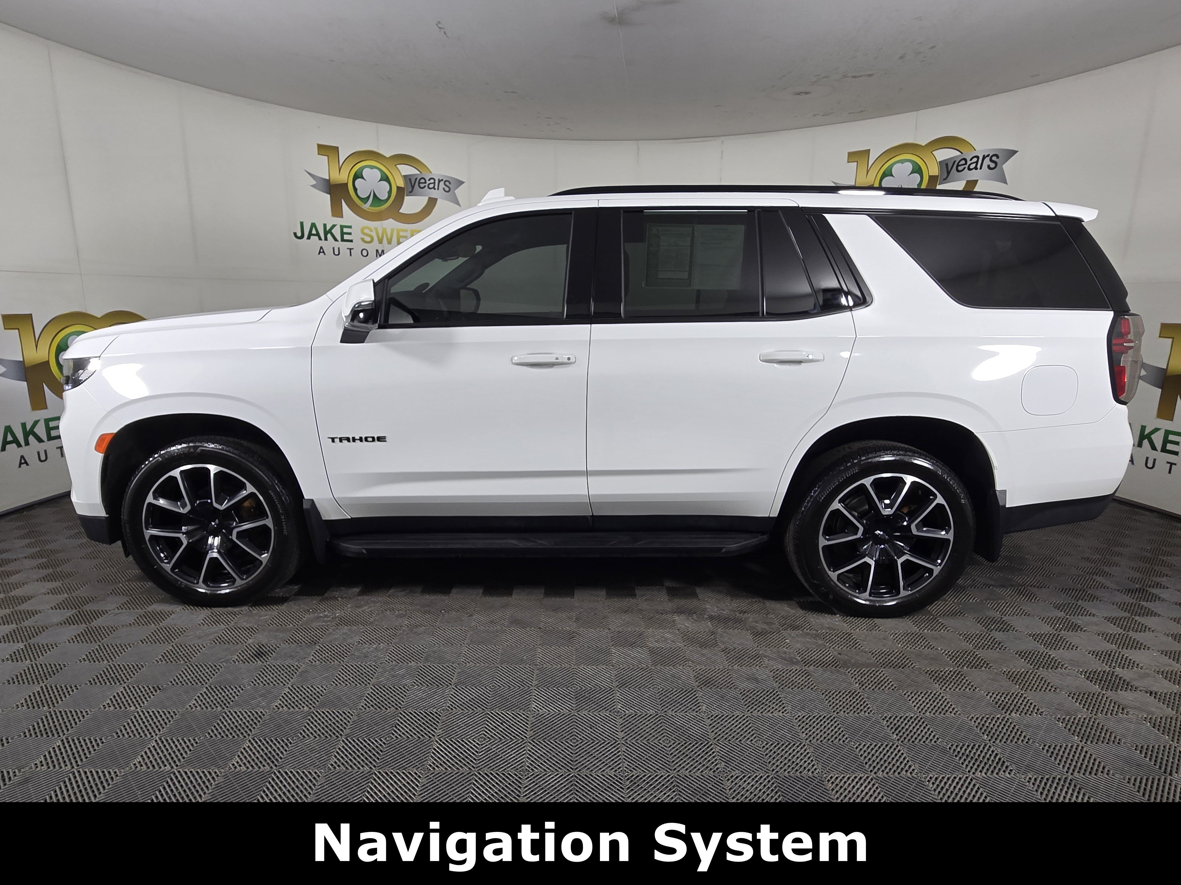 Certified 2024 Chevrolet Tahoe RST w/ Luxury Package AWD/4WD image 4
