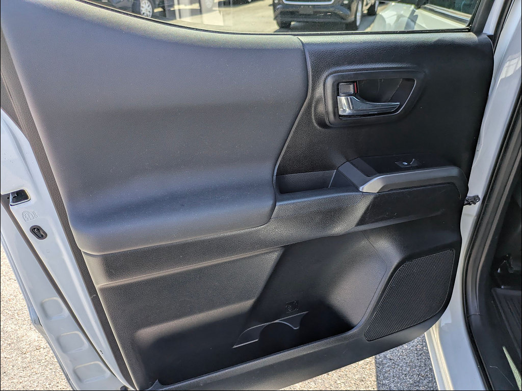 Used 2021 Toyota Tacoma TRD Off-Road AWD/4WD image 24