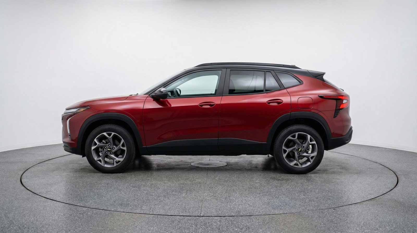 Used 2025 Chevrolet Trax LT image 5