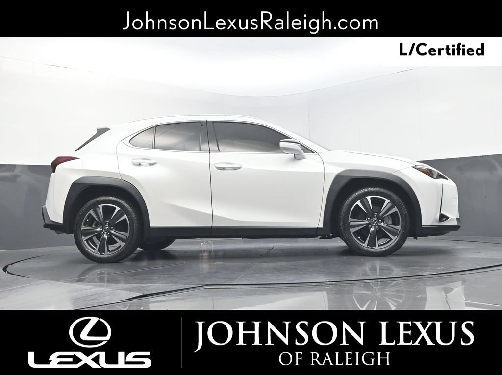 Certified 2025 Lexus UX 300h FWD w/ Accessory Package (Z2) image 7