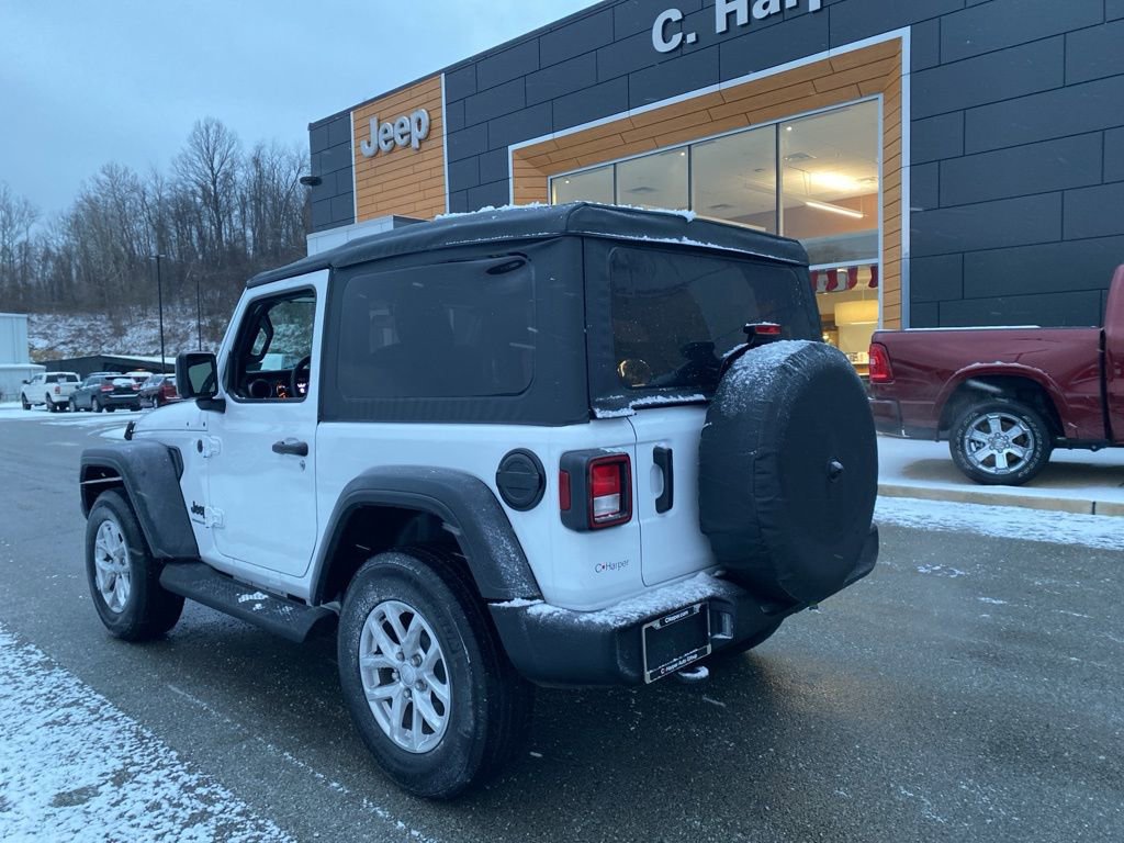 Used 2023 Jeep Wrangler Sport S image 4