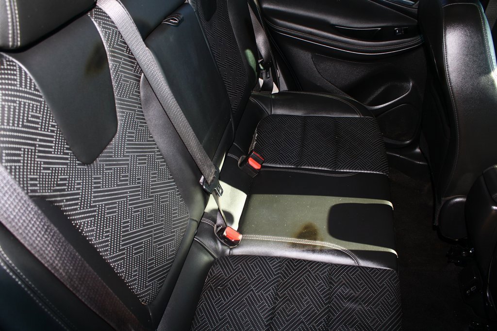 Used 2021 Buick Encore GX Essence image 7