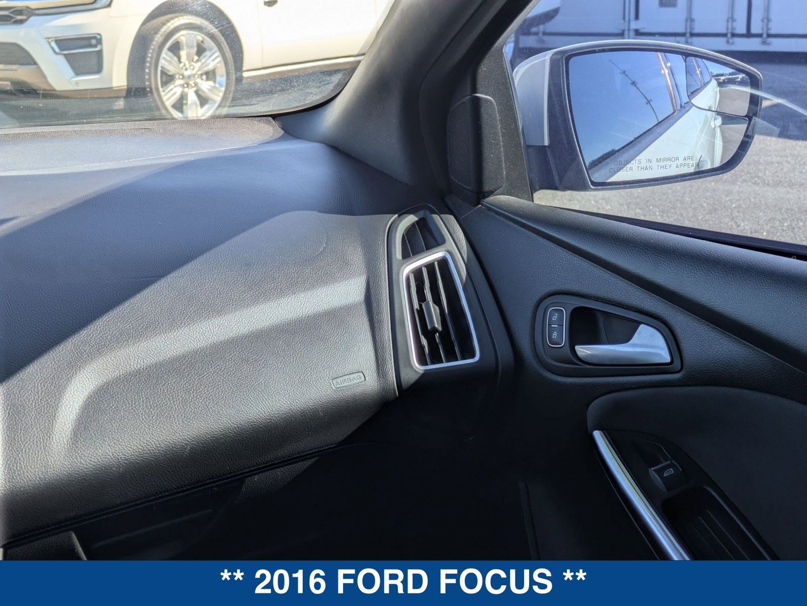 Used 2016 Ford Focus ST image 17