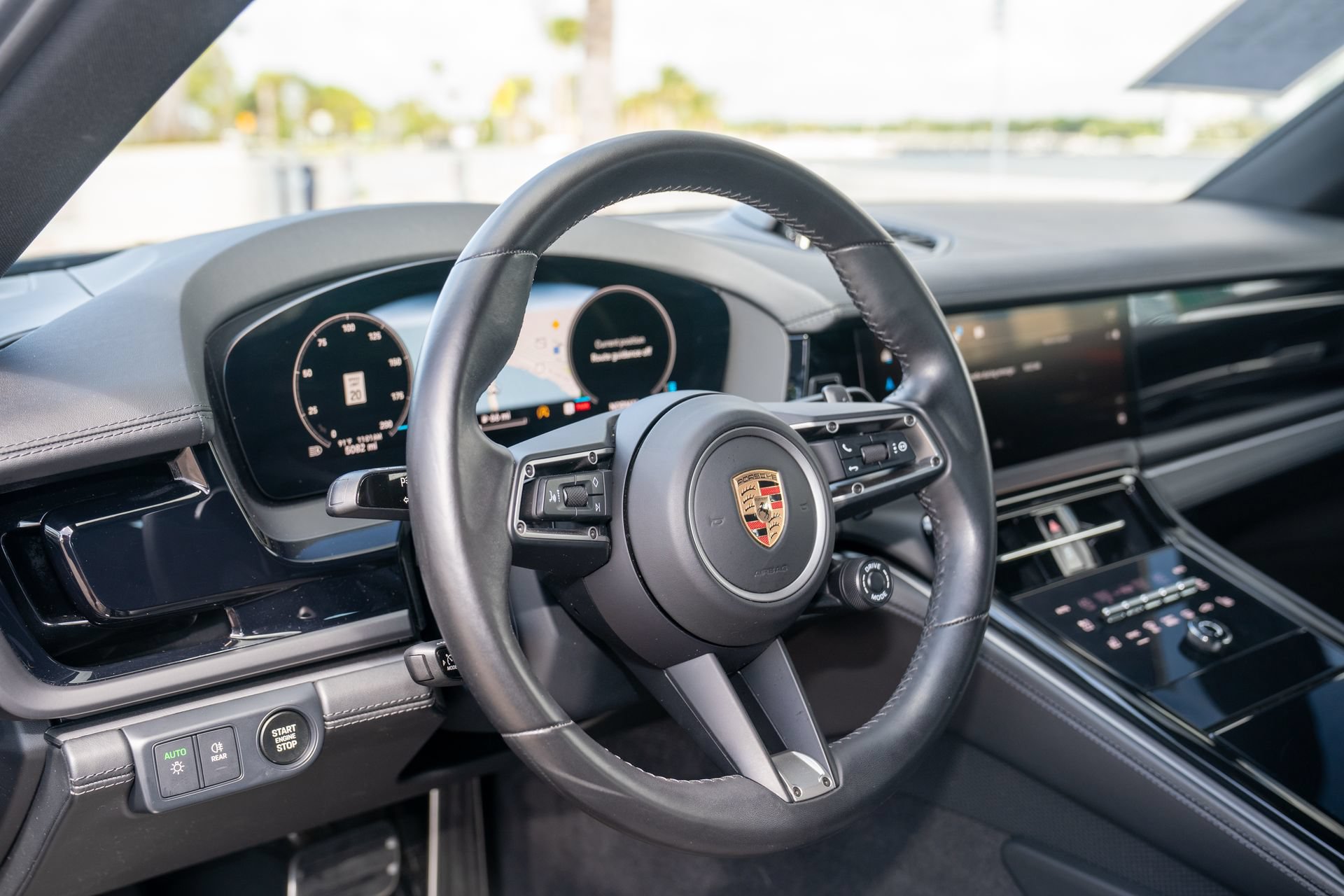 Used 2024 Porsche Panamera w/ Premium Package RWD image 30