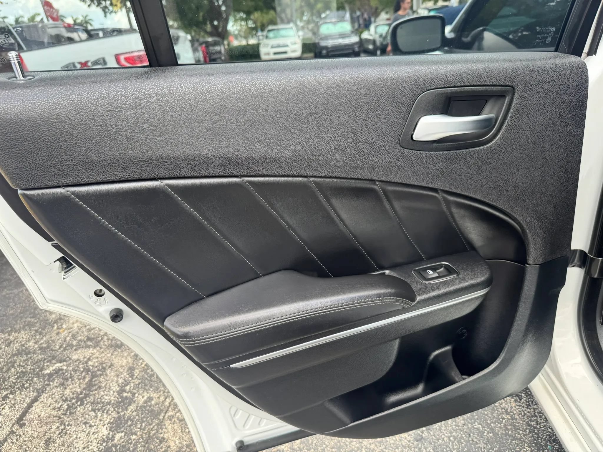 Used 2015 Dodge Charger R/T w/ Plus Group RWD image 36
