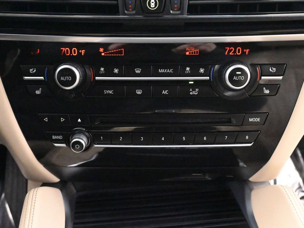 Used 2019 BMW X6 xDrive50i w/ Executive Package image 32