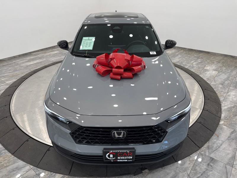 Used 2024 Honda Accord Sport image 2