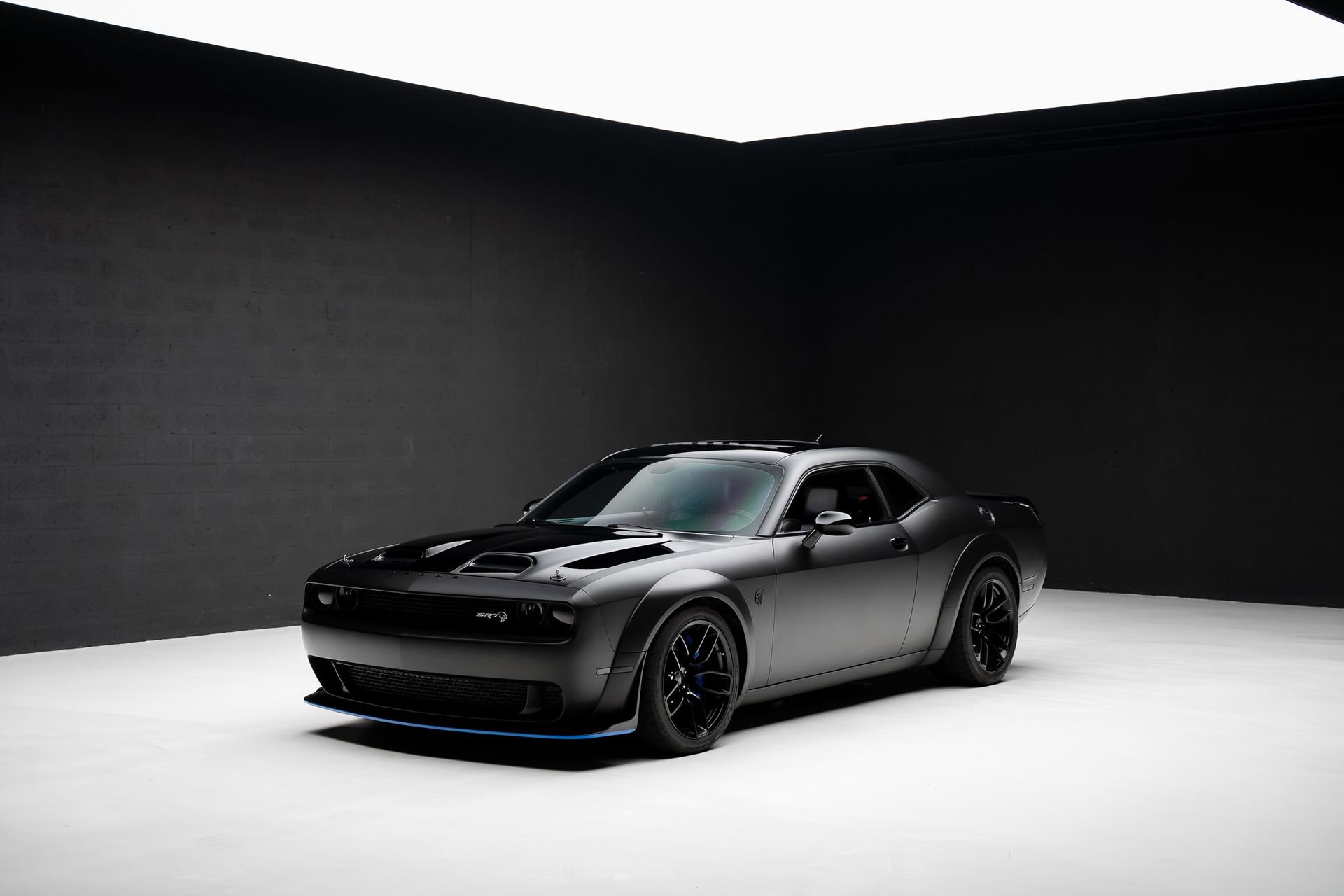 Used 2019 Dodge Challenger SRT Hellcat Redeye RWD image 4
