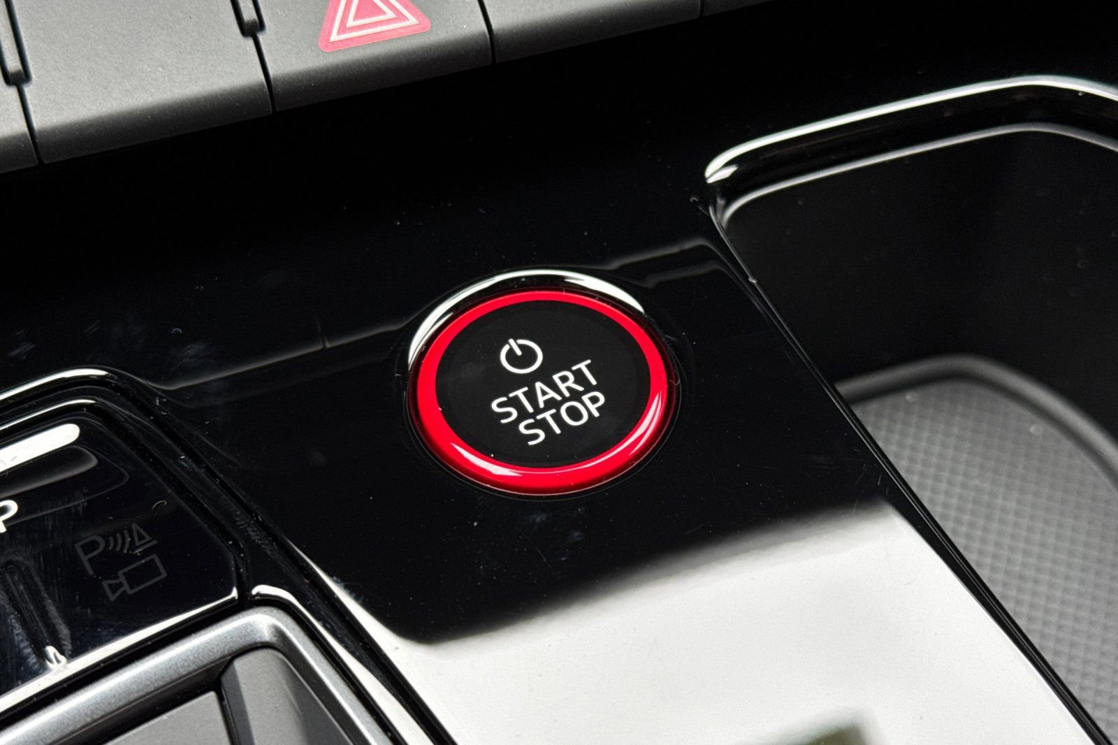 New 2026 Audi RS e-tron GT performance image 18