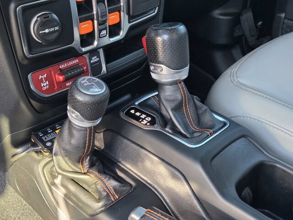 Used 2021 Jeep Gladiator Mojave AWD/4WD image 8